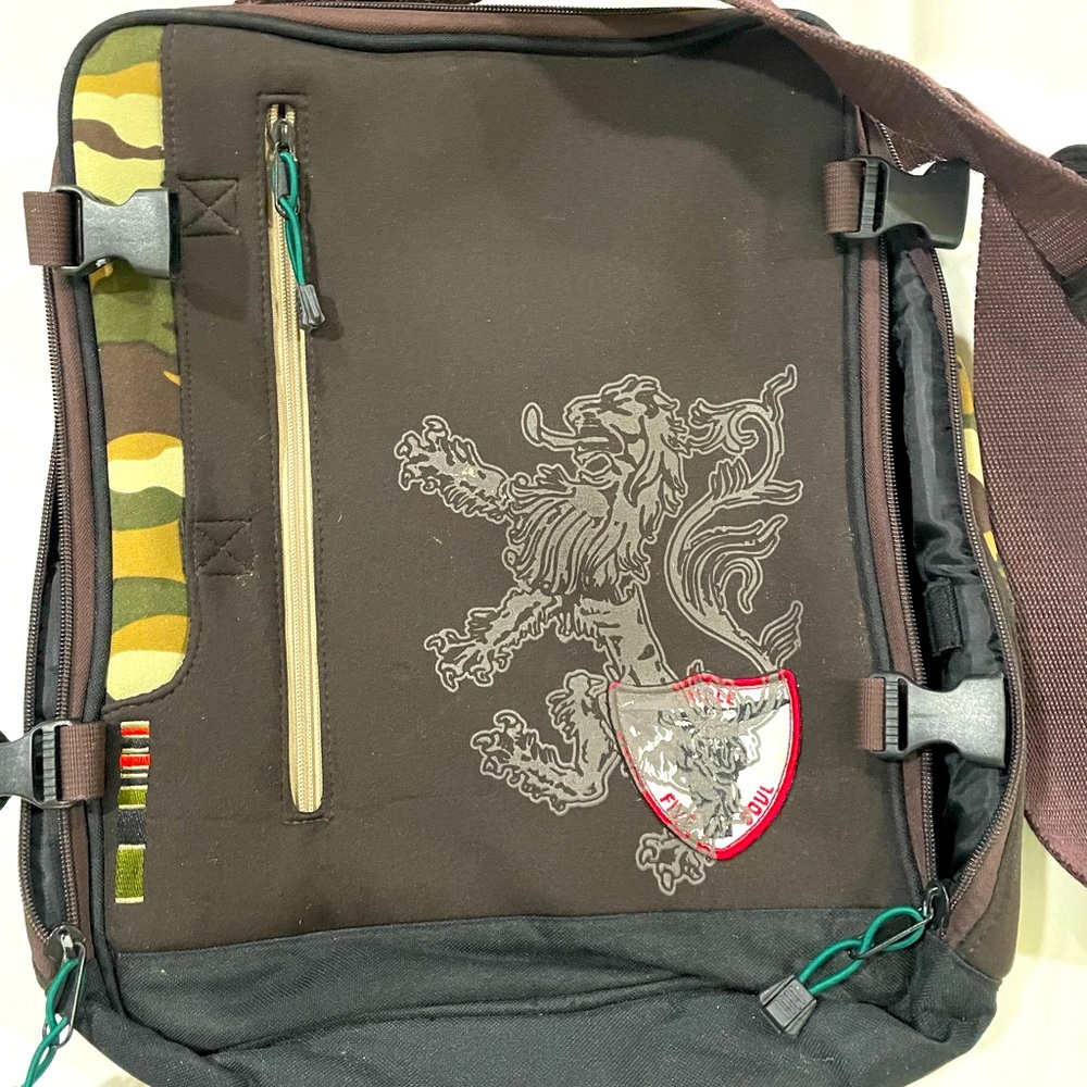 Laptop Carrier